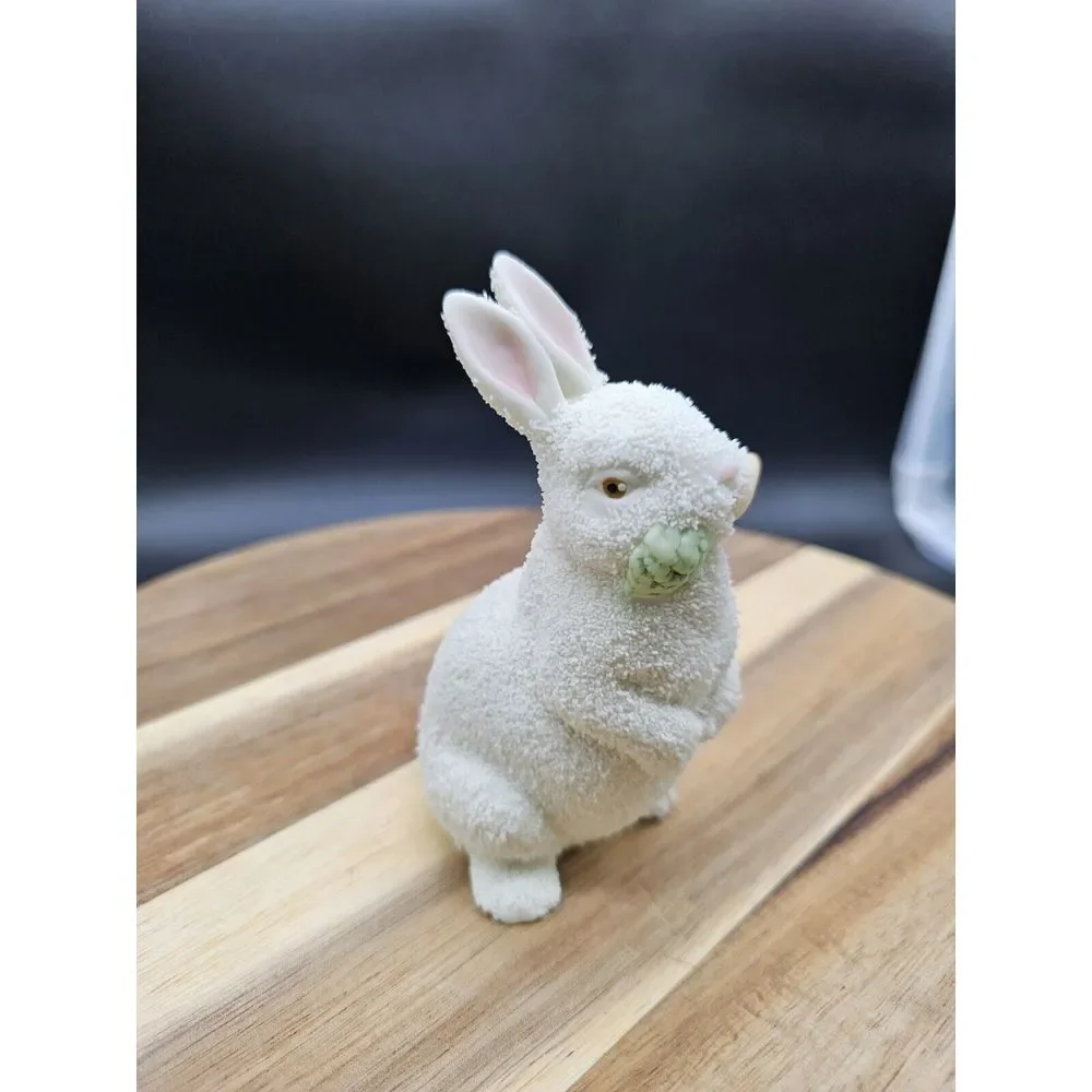 Department 56 Easter 1996 Bunny Rabbit With Carrot in Mouth Figurine New In‎ Box